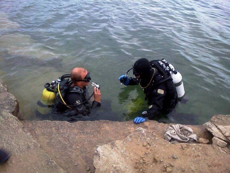 Sukelduja ja instruktor valmis minema avastama Rummu karjääri sügavamaid soppe